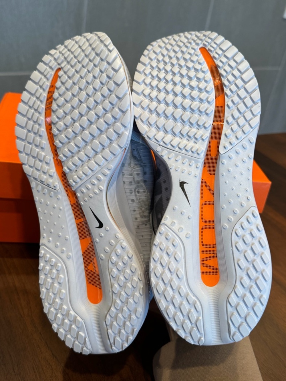 Women’s Nike Pegasus Premium - Picture 3 of 5